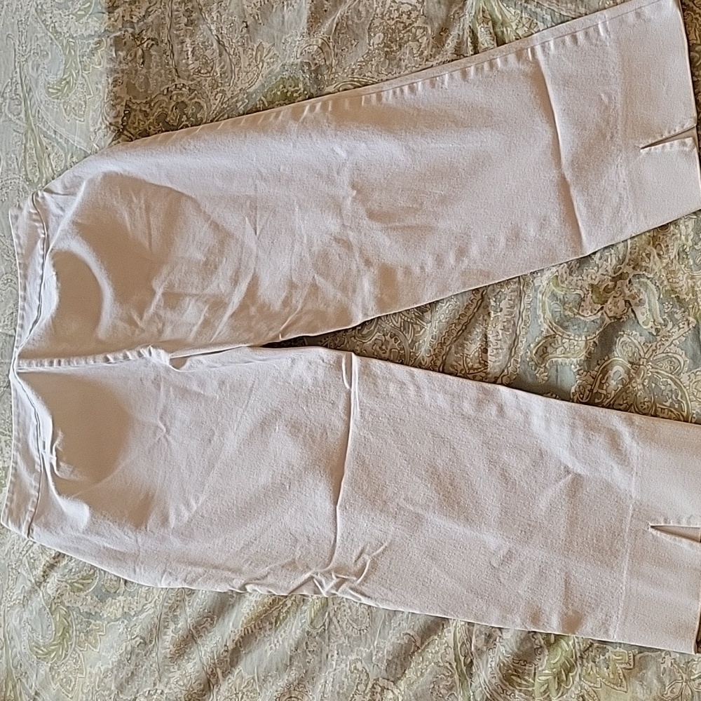 GALLIA MODA White Capri Pants - Picture 4 of 7